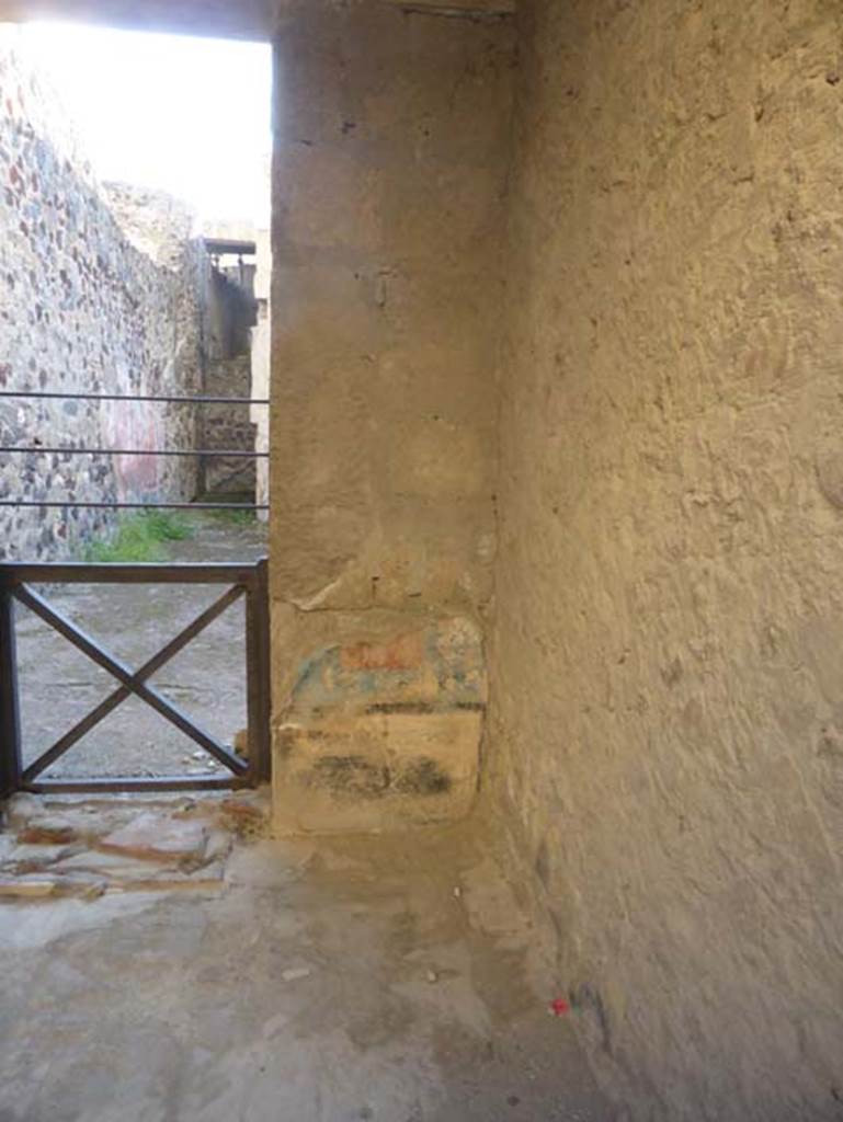 Ins. VI 16, Herculaneum, September 2015. South-west corner.